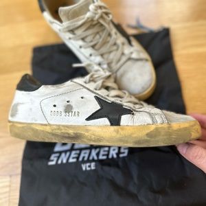 Golden Goose Sneakers